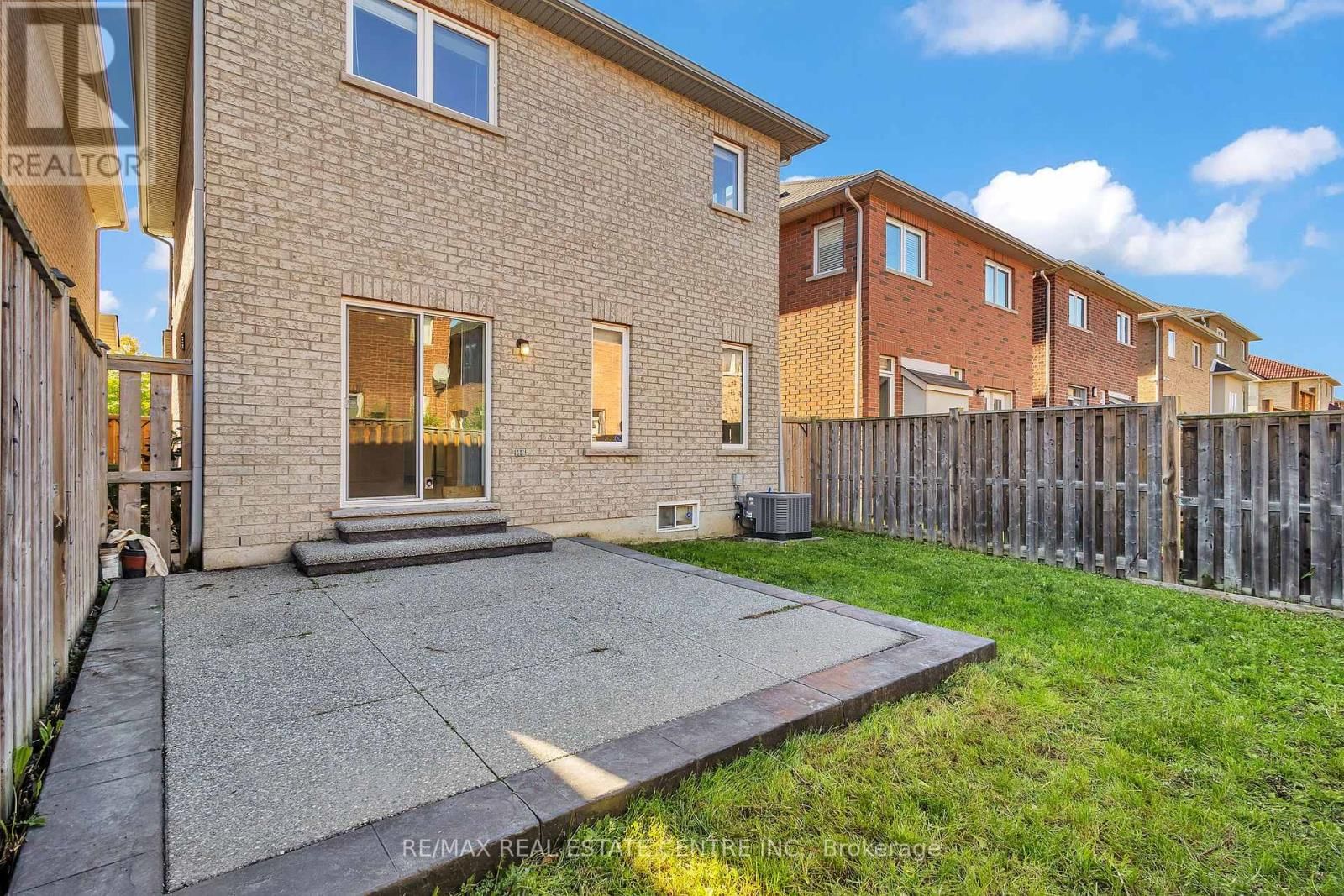 86 GLENDARLING CRESCENT Image 34