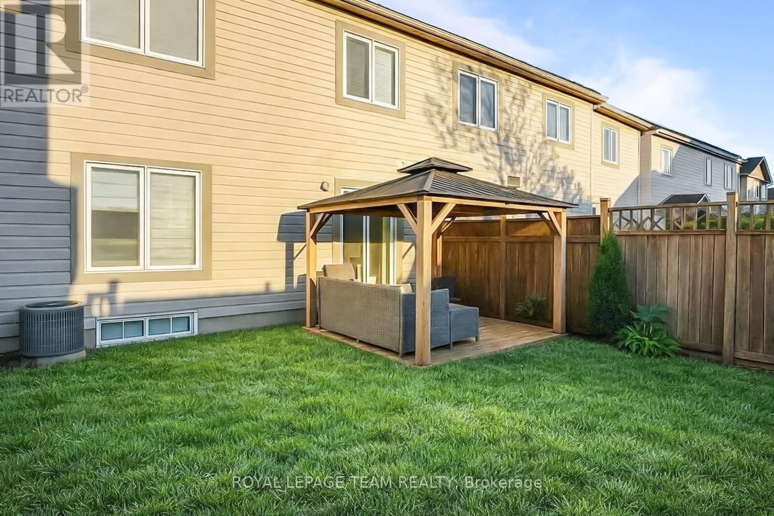 2751 GRAND CANAL STREET Image 30