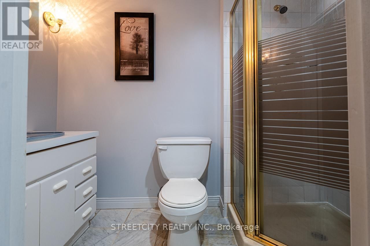 397 GRANGEOVER COURT Image 44