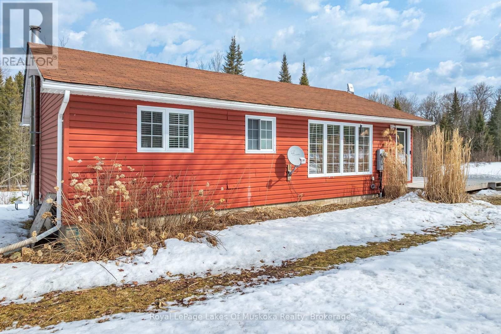 1 CHRISTOPHER LANE Image 37