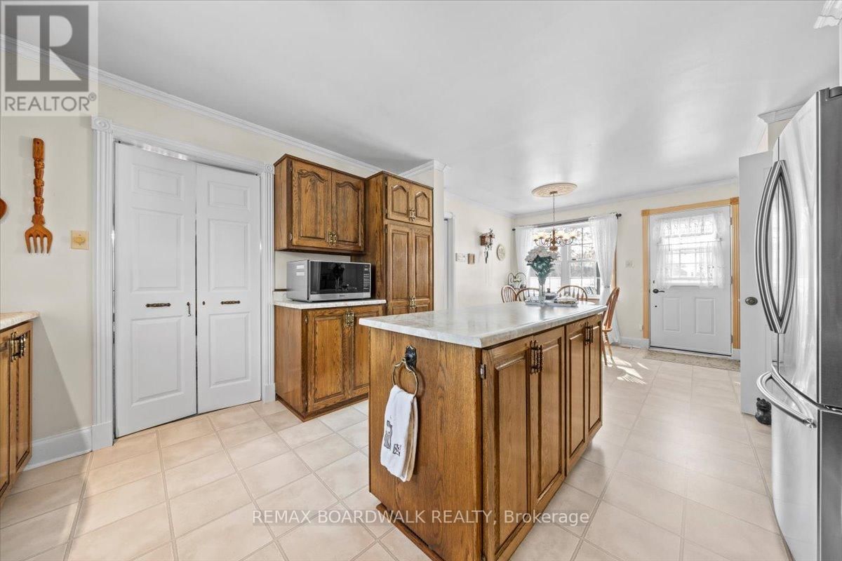 1530 ROYAL ORCHARD DRIVE Image 13