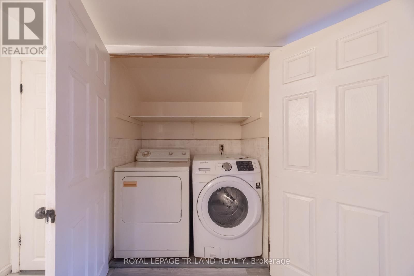 15 VICTORIA LANE Image 29