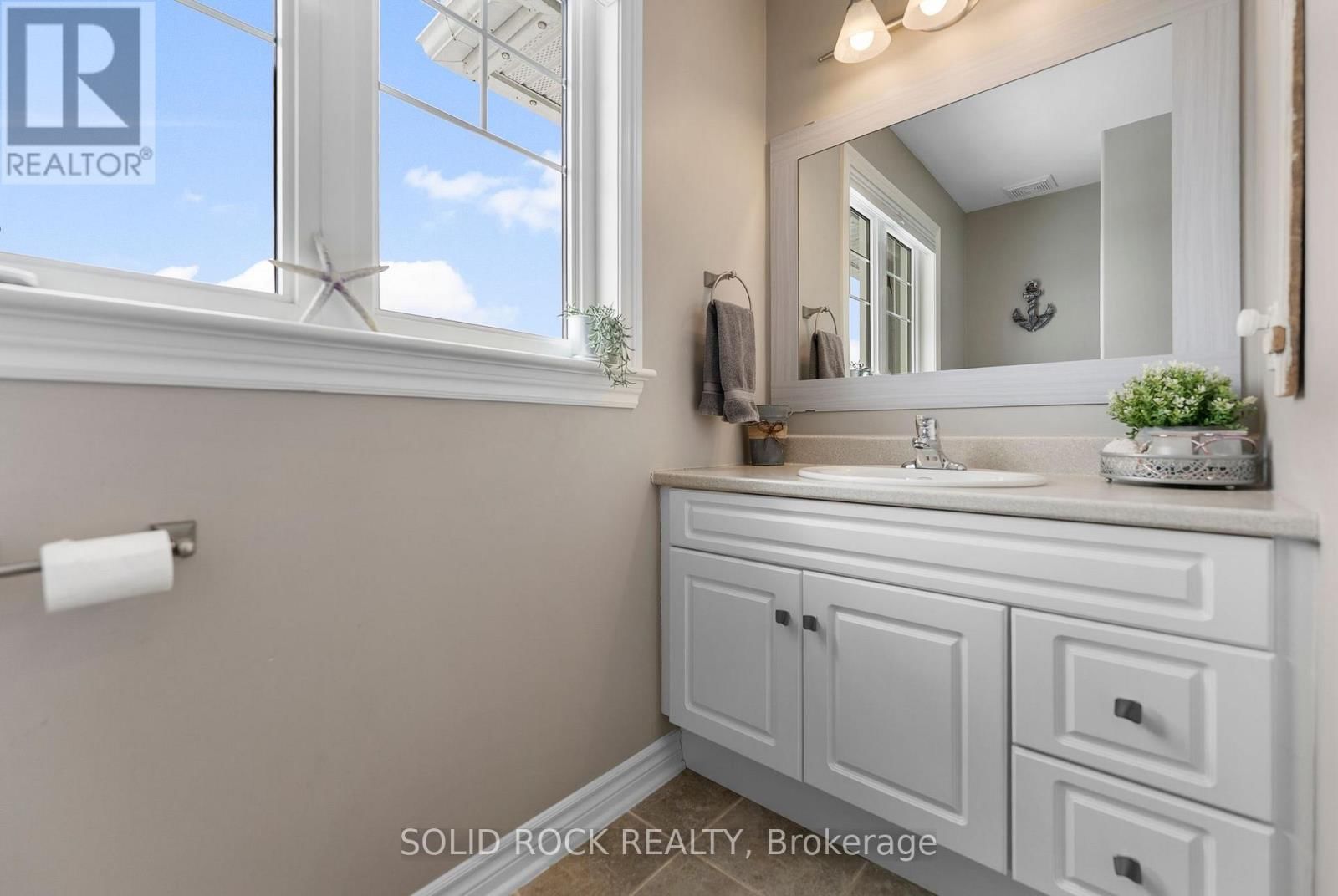 182 ARTHUR STREET Image 23