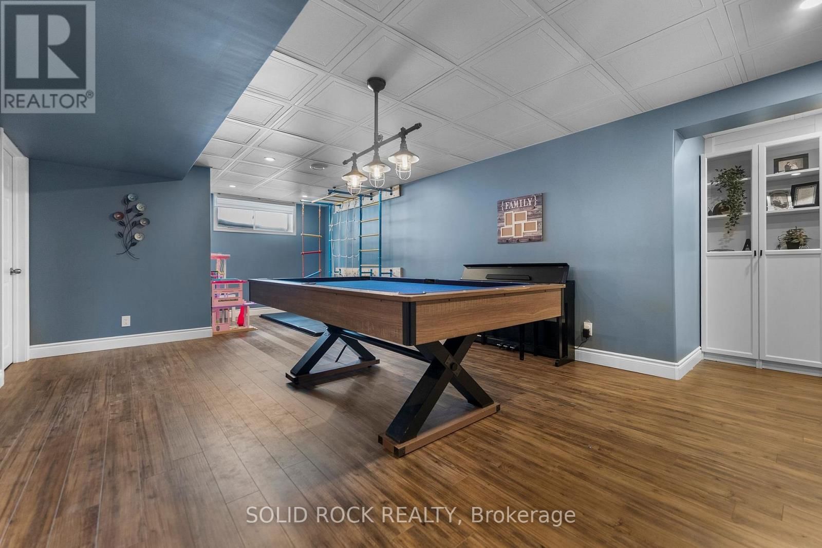 182 ARTHUR STREET Image 35