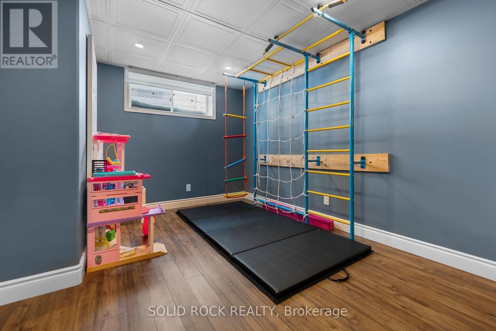 182 ARTHUR STREET Image 39