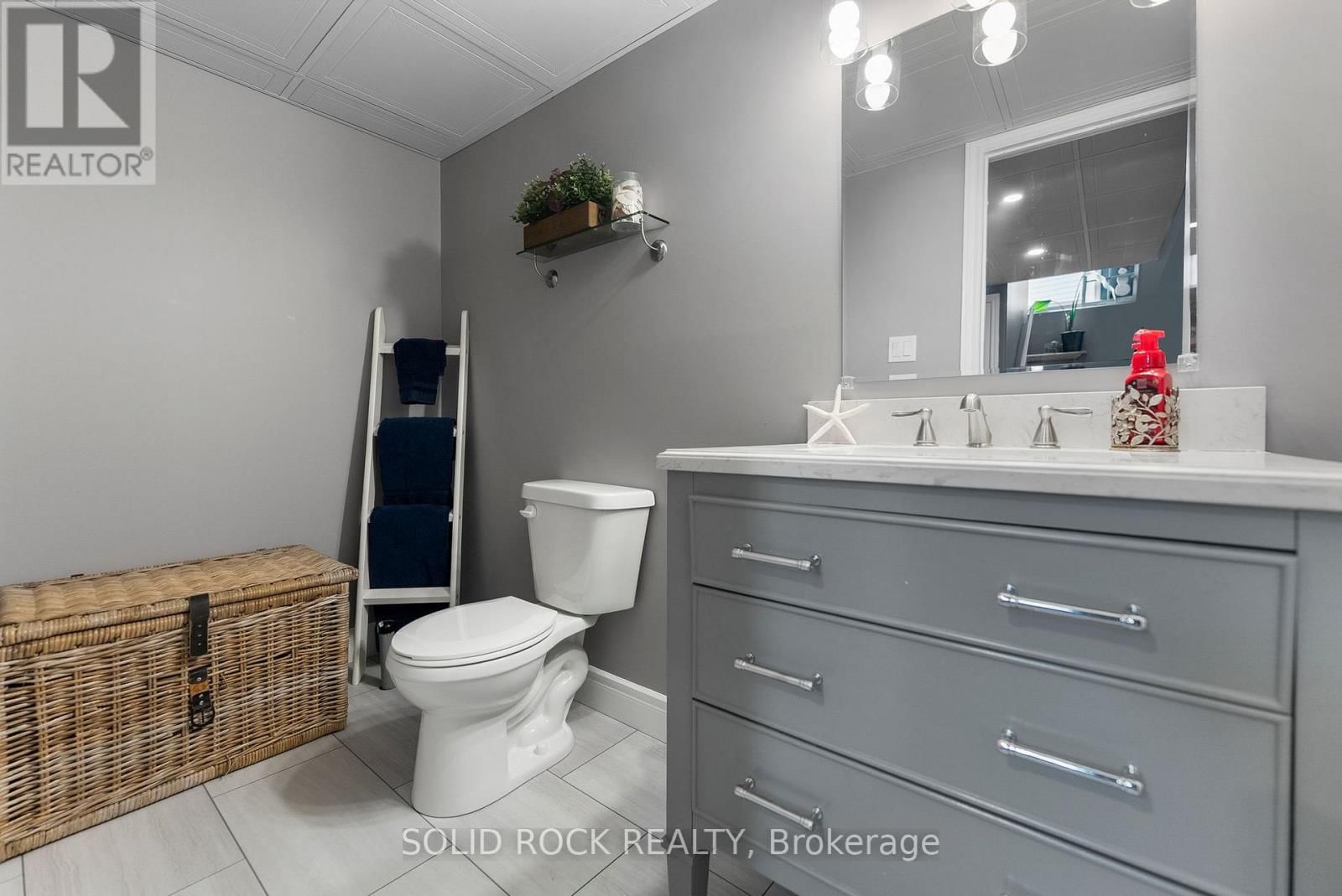 182 ARTHUR STREET Image 40