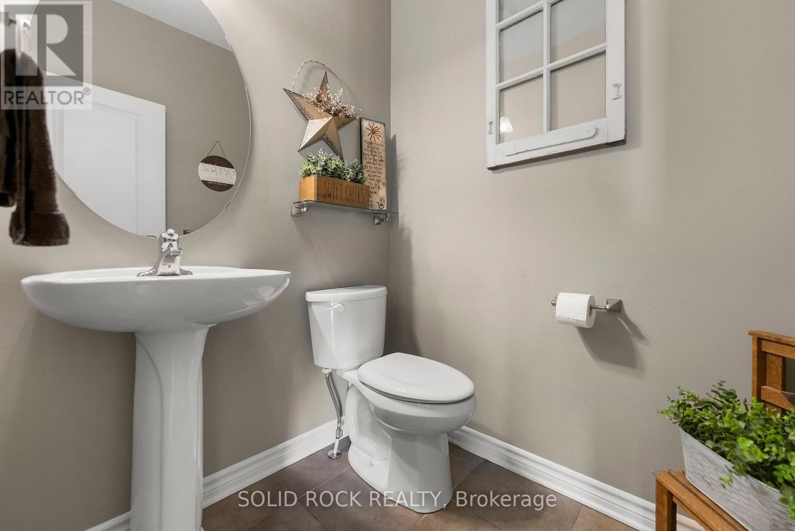 182 ARTHUR STREET Image 8