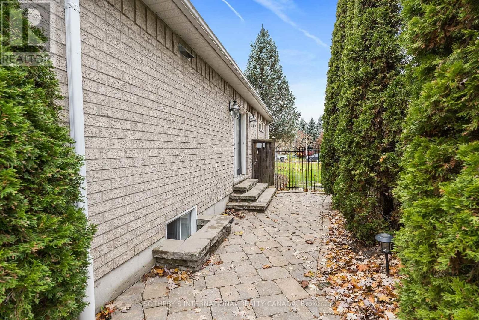 159 DELARMBRO DRIVE Image 50