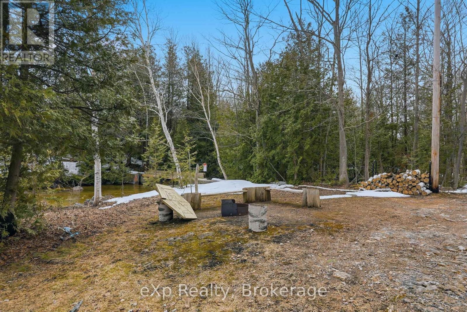 99 TEDDY BEAR LANE Image 21