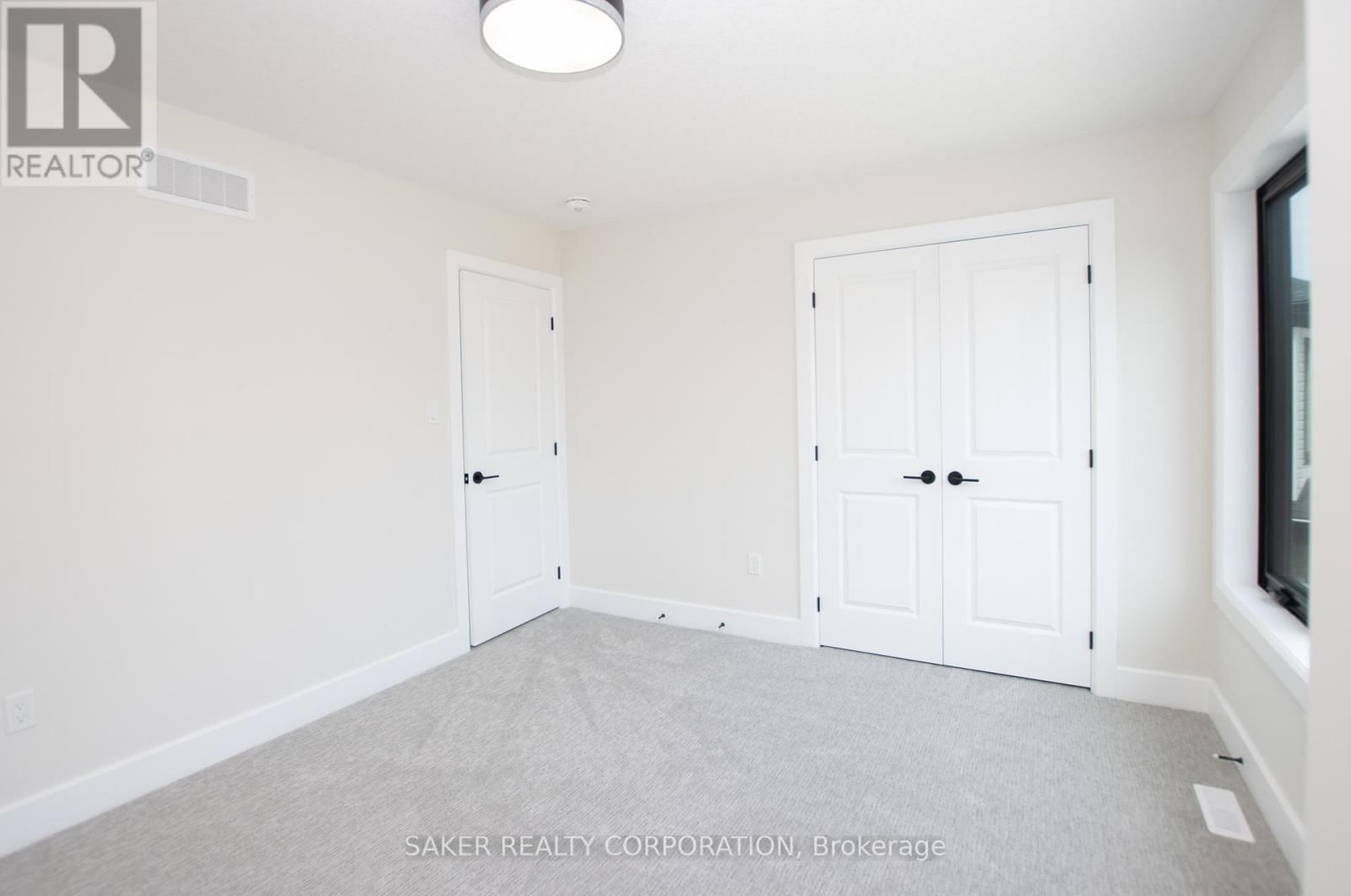 621 REGENT STREET Image 18