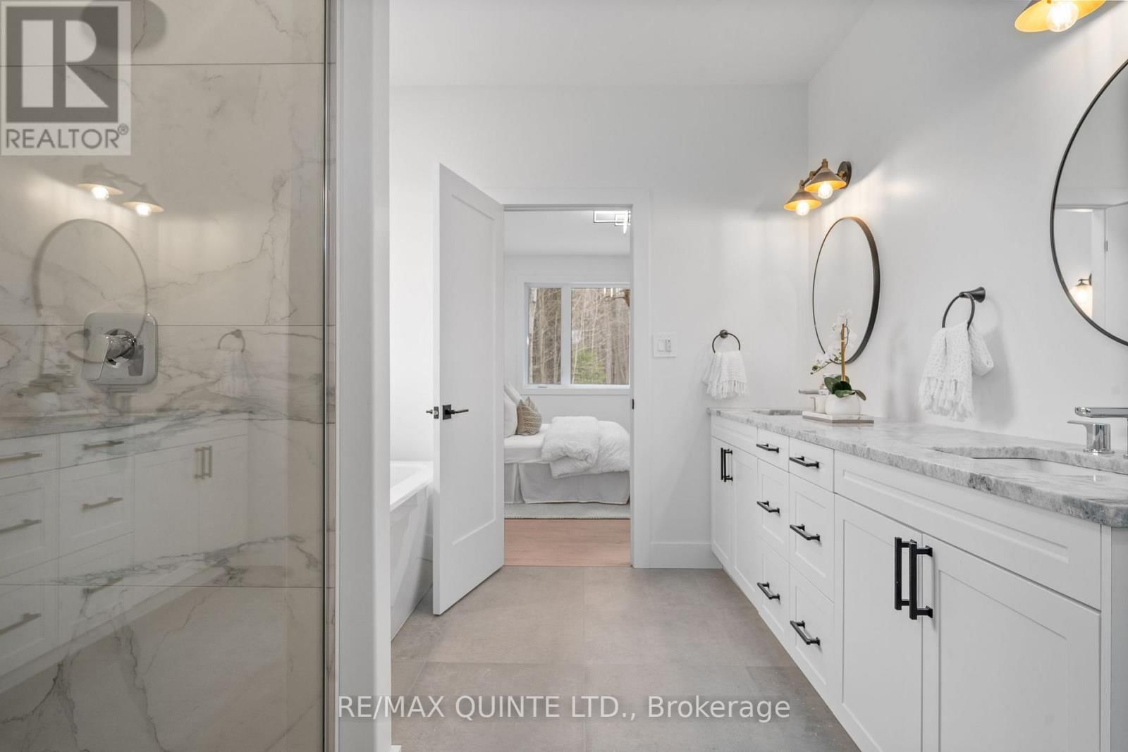 235 MICHAEL'S WAY Image 31