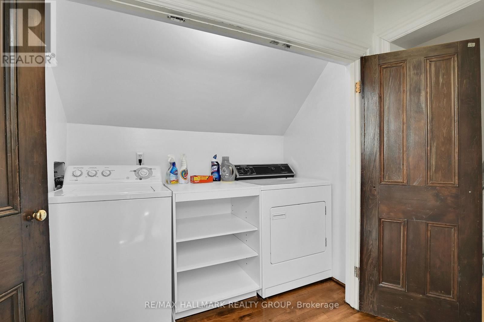 189 MACKAY STREET Image 16