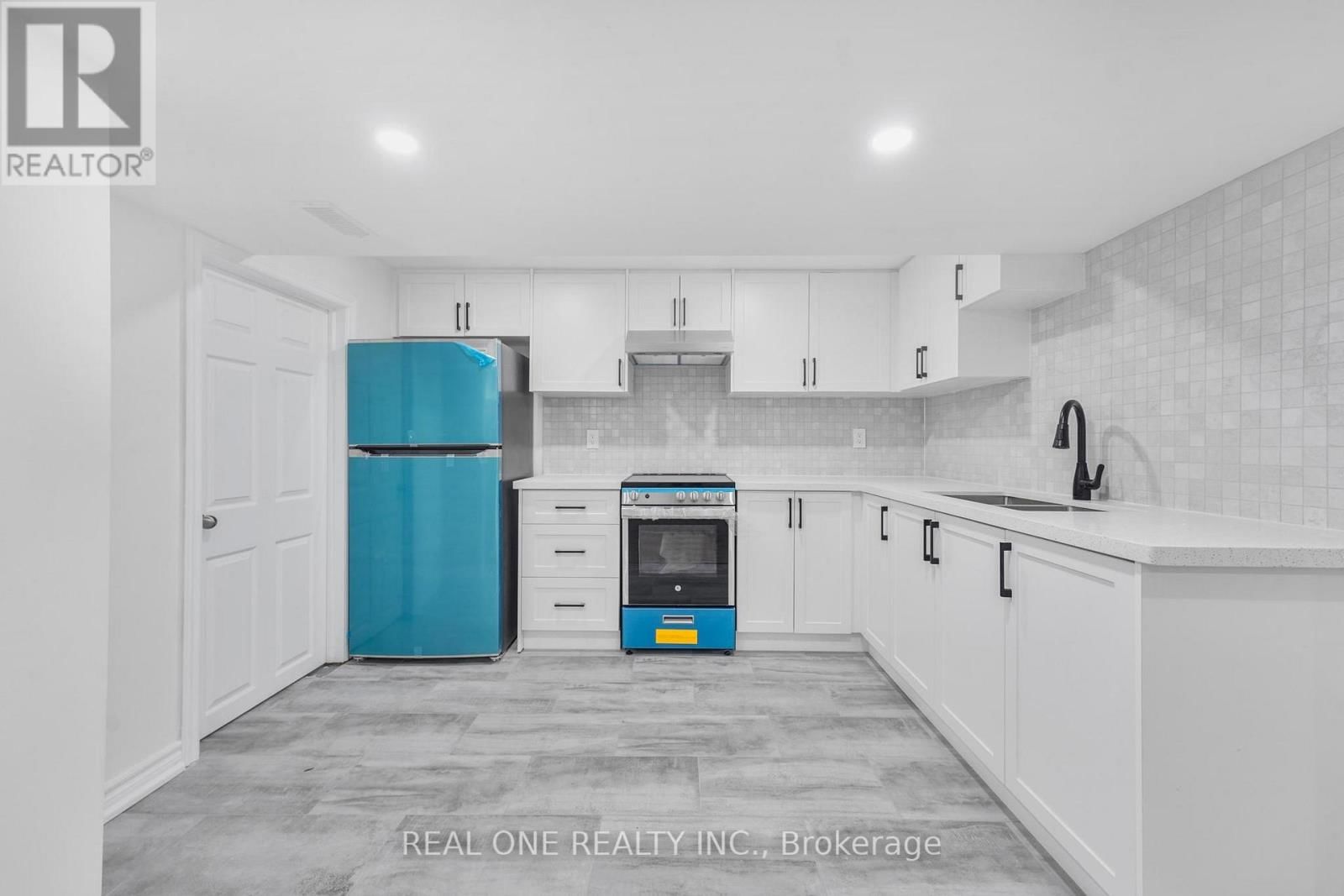 22 HALAM AVENUE Image 21