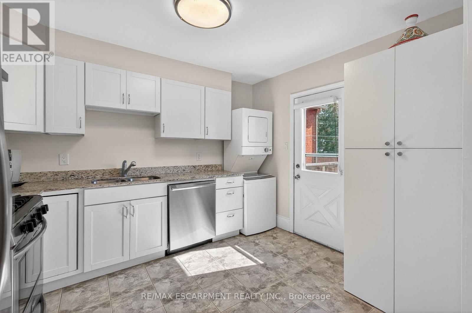 33 HOMEWOOD AVENUE Image 20