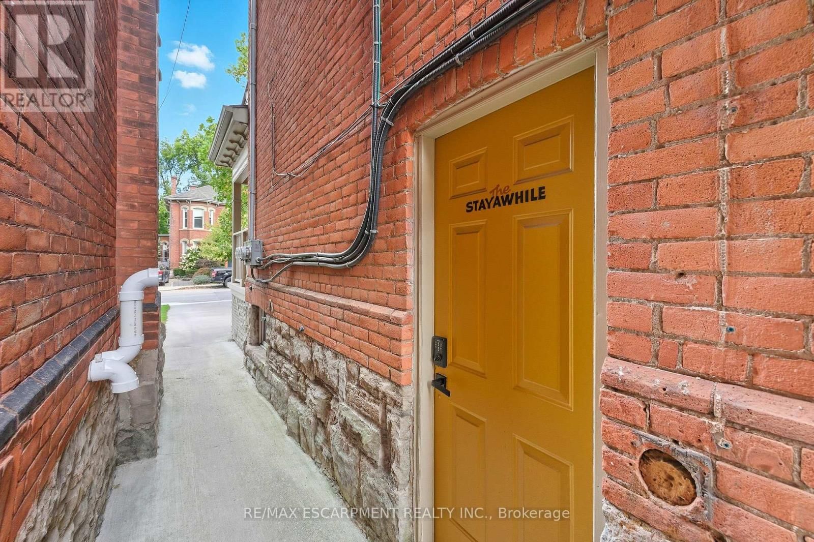 33 HOMEWOOD AVENUE Image 30