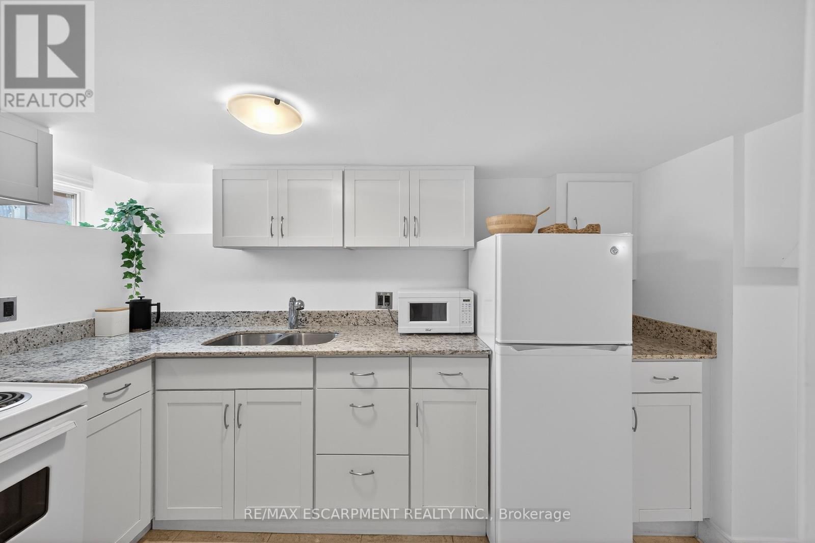 33 HOMEWOOD AVENUE Image 34