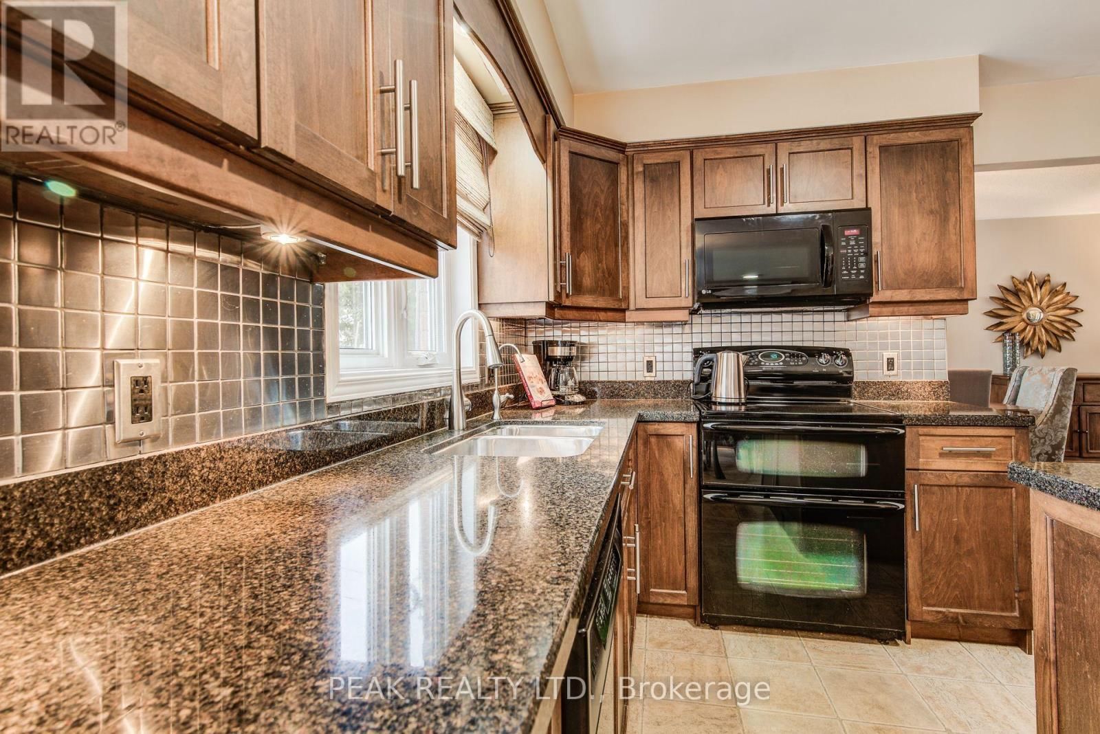 70 KING STREET Image 17