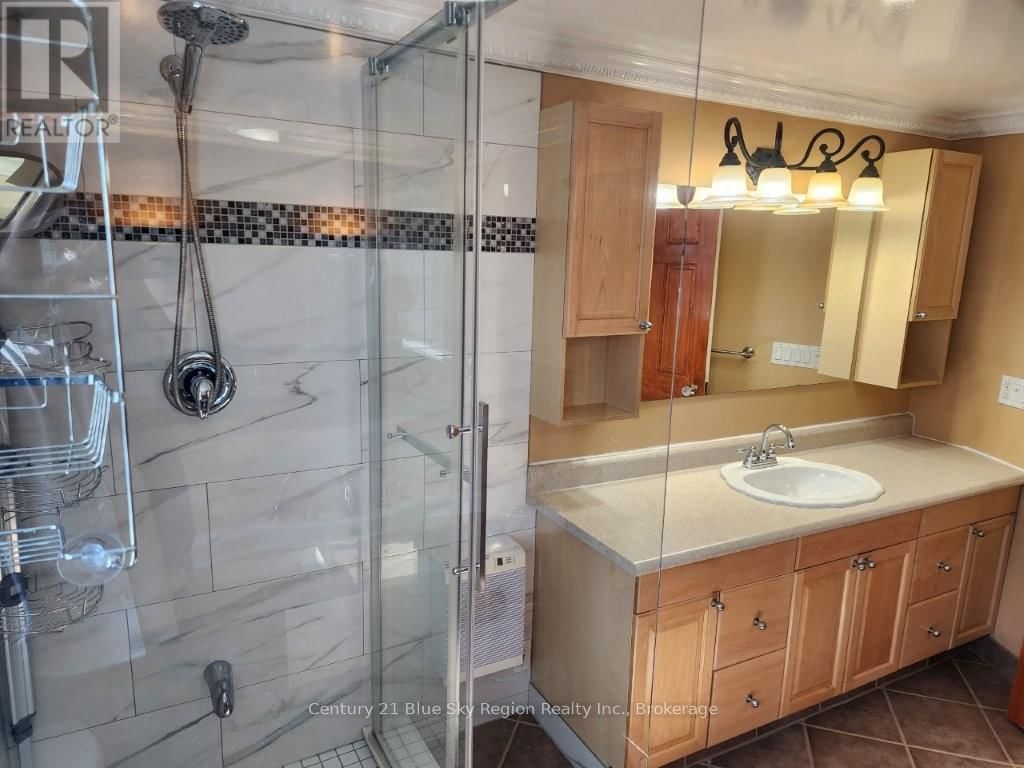 146 FIFTH AVENUE WEST Image 17