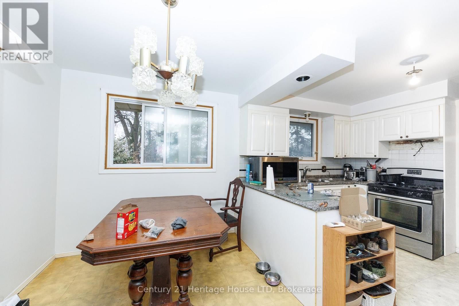 352 CLARE AVENUE Image 4