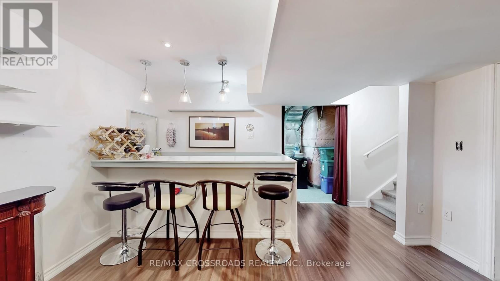 56 DOMINION CRESCENT Image 34