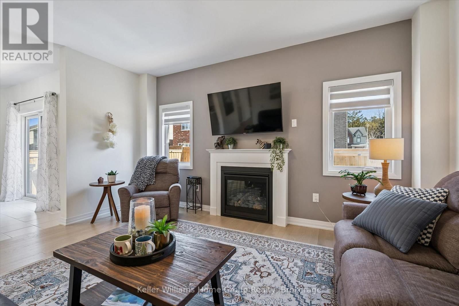 160 RAFTIS STREET Image 13