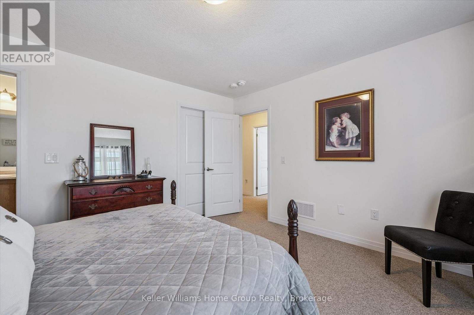 160 RAFTIS STREET Image 33