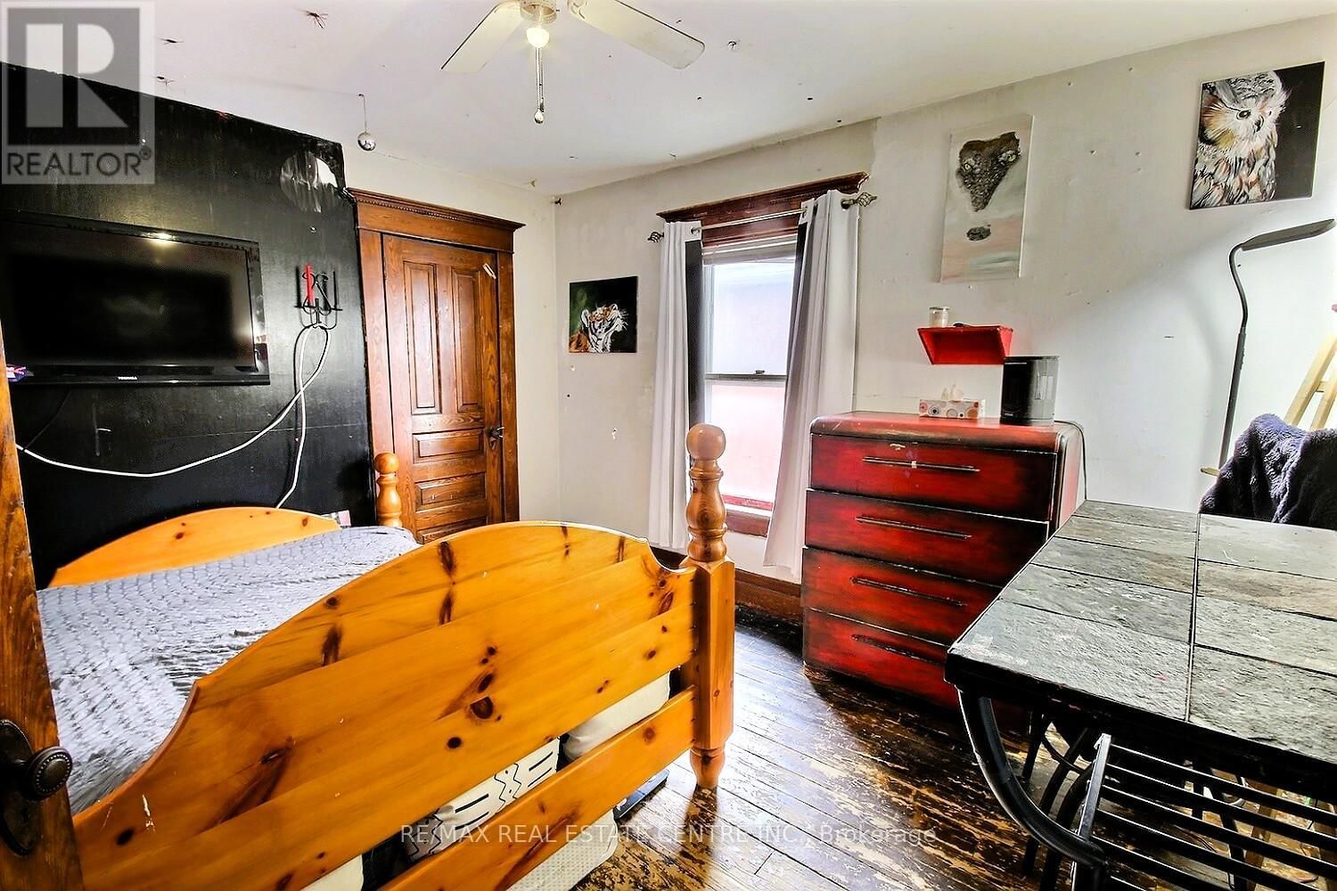 223 WATER STREET N STREET Image 16