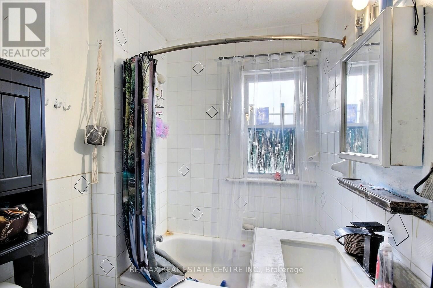 223 WATER STREET N STREET Image 18