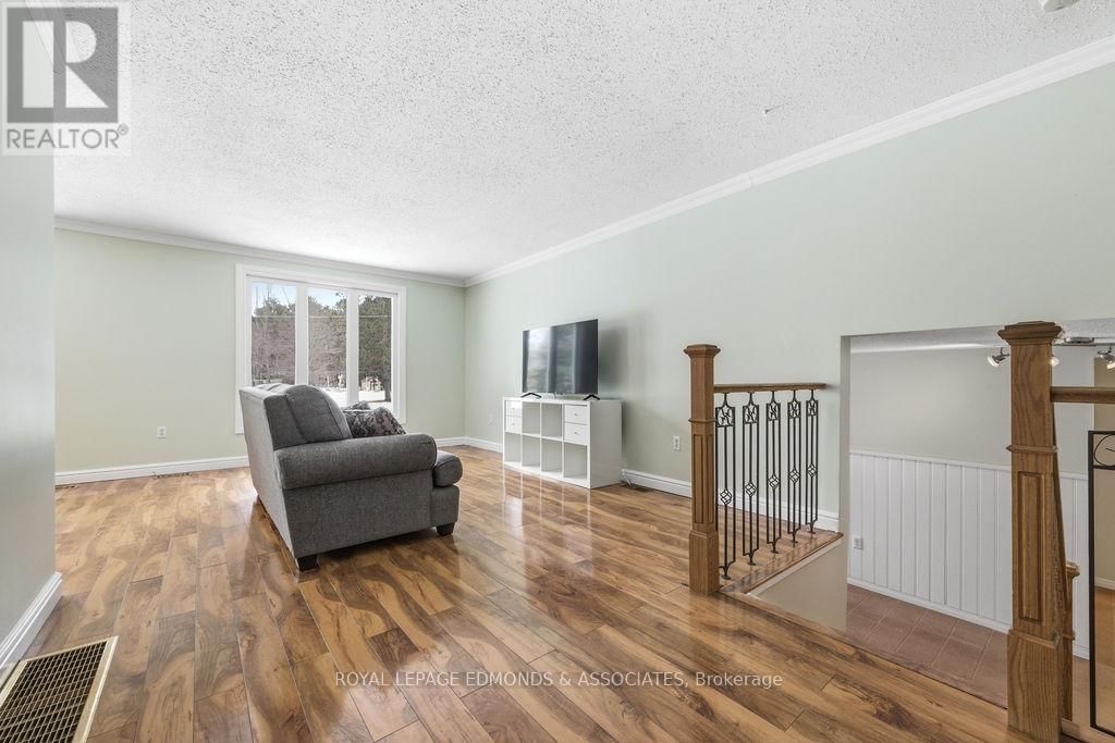 15 MCKAY STREET Image 15