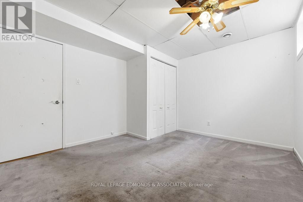 15 MCKAY STREET Image 38