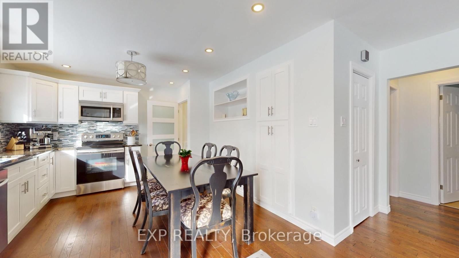 678 LAUDERDALE AVENUE Image 8