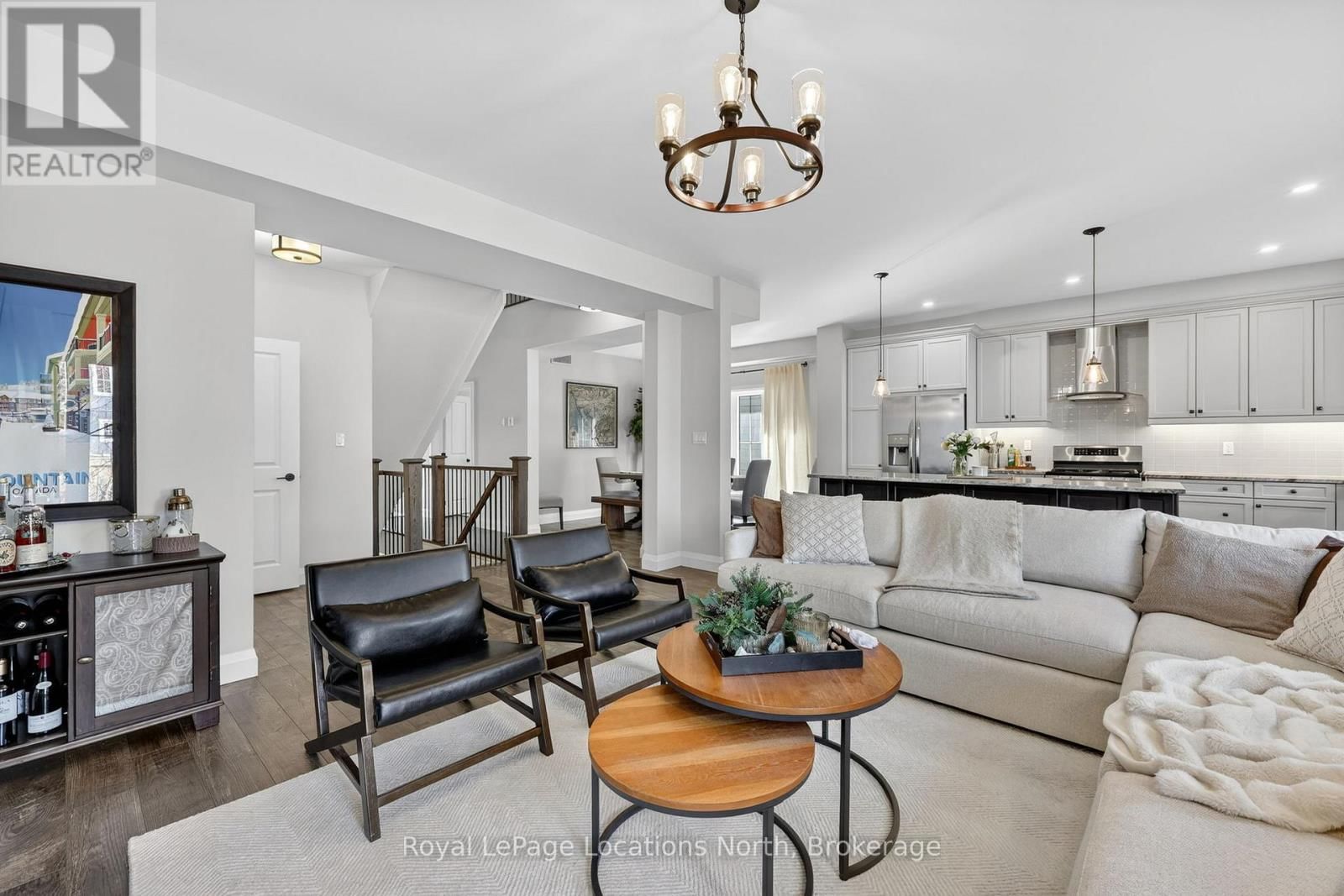 205 YELLOW BIRCH CRESCENT Image 14