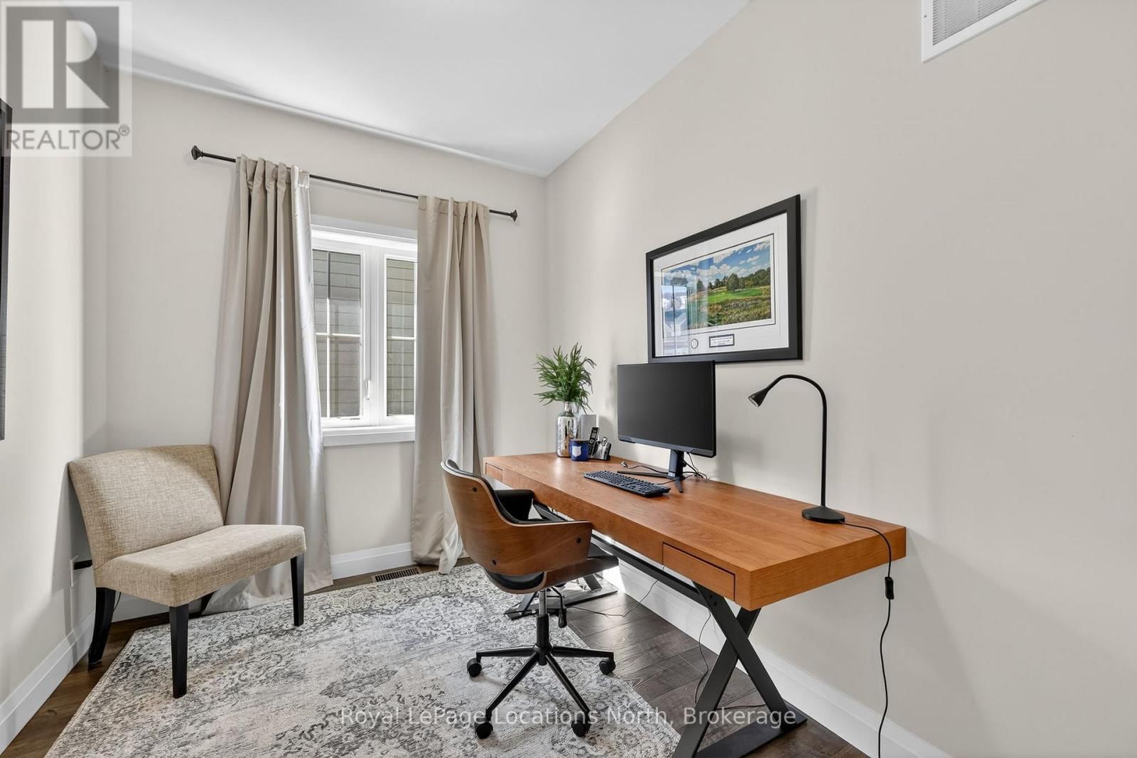 205 YELLOW BIRCH CRESCENT Image 15