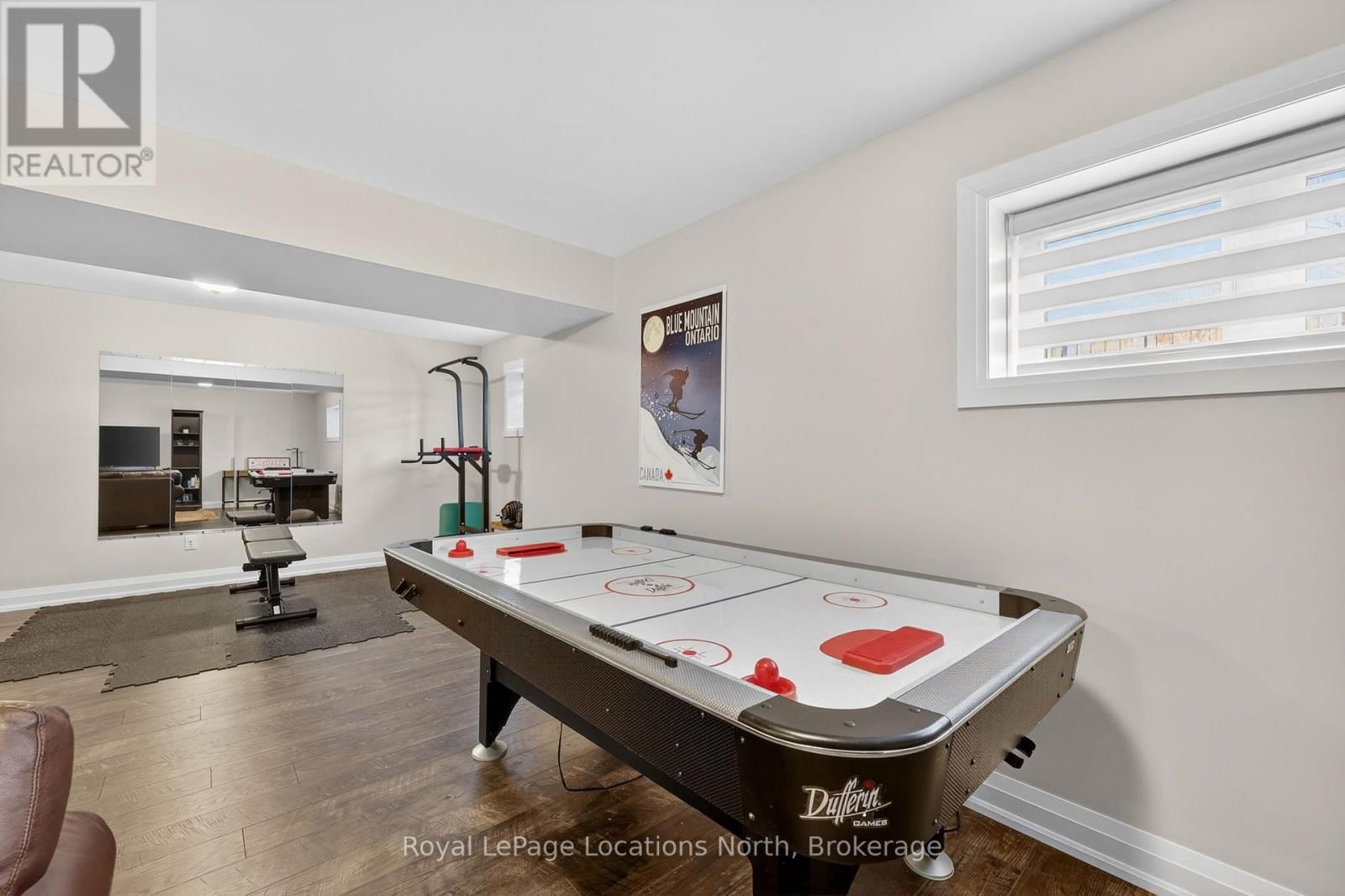 205 YELLOW BIRCH CRESCENT Image 40