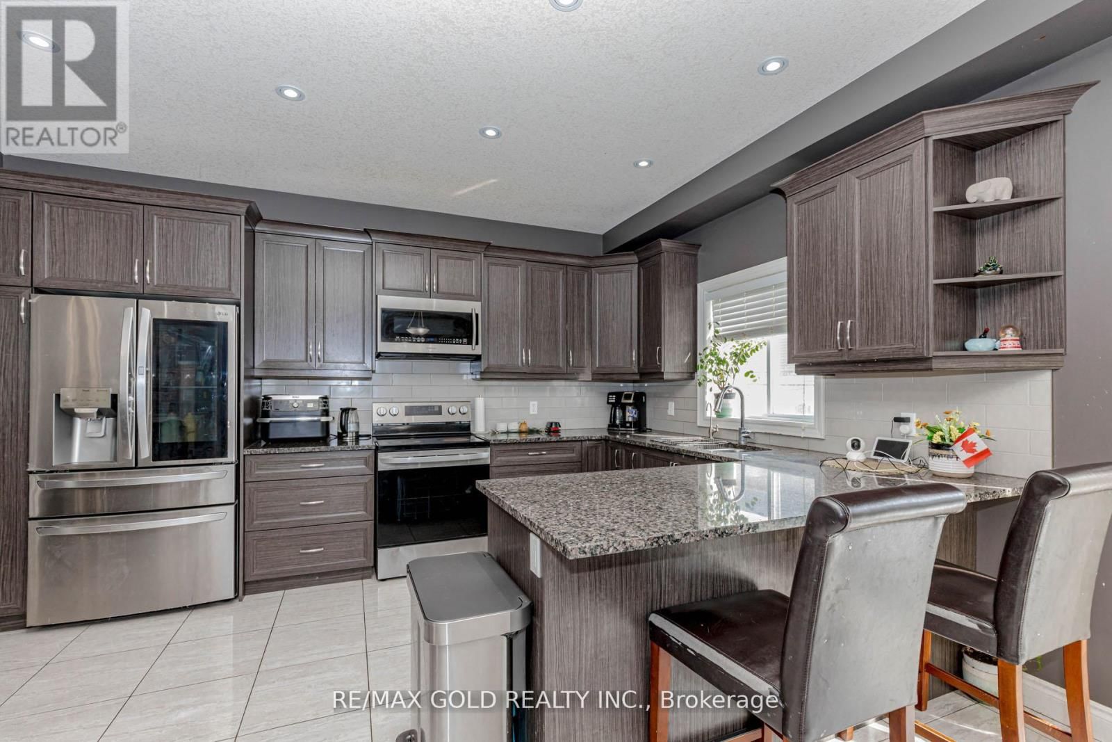 240 BIRKINSHAW ROAD Image 13