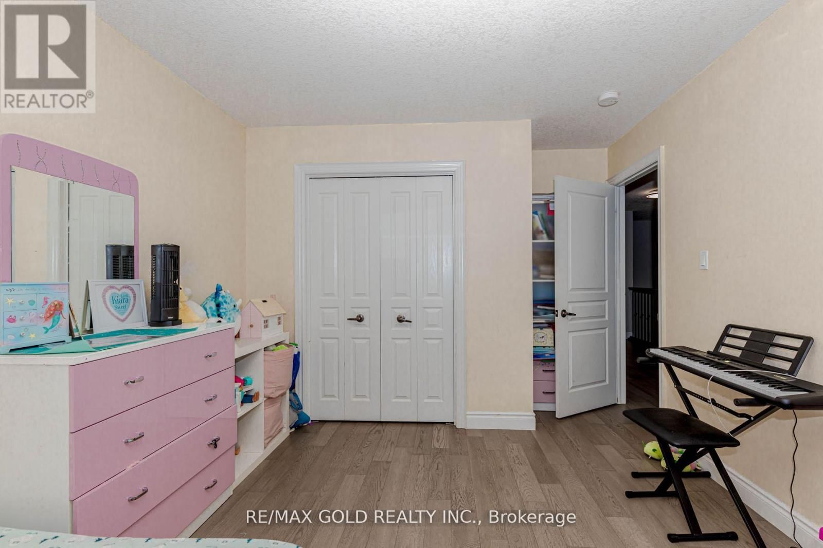 240 BIRKINSHAW ROAD Image 43