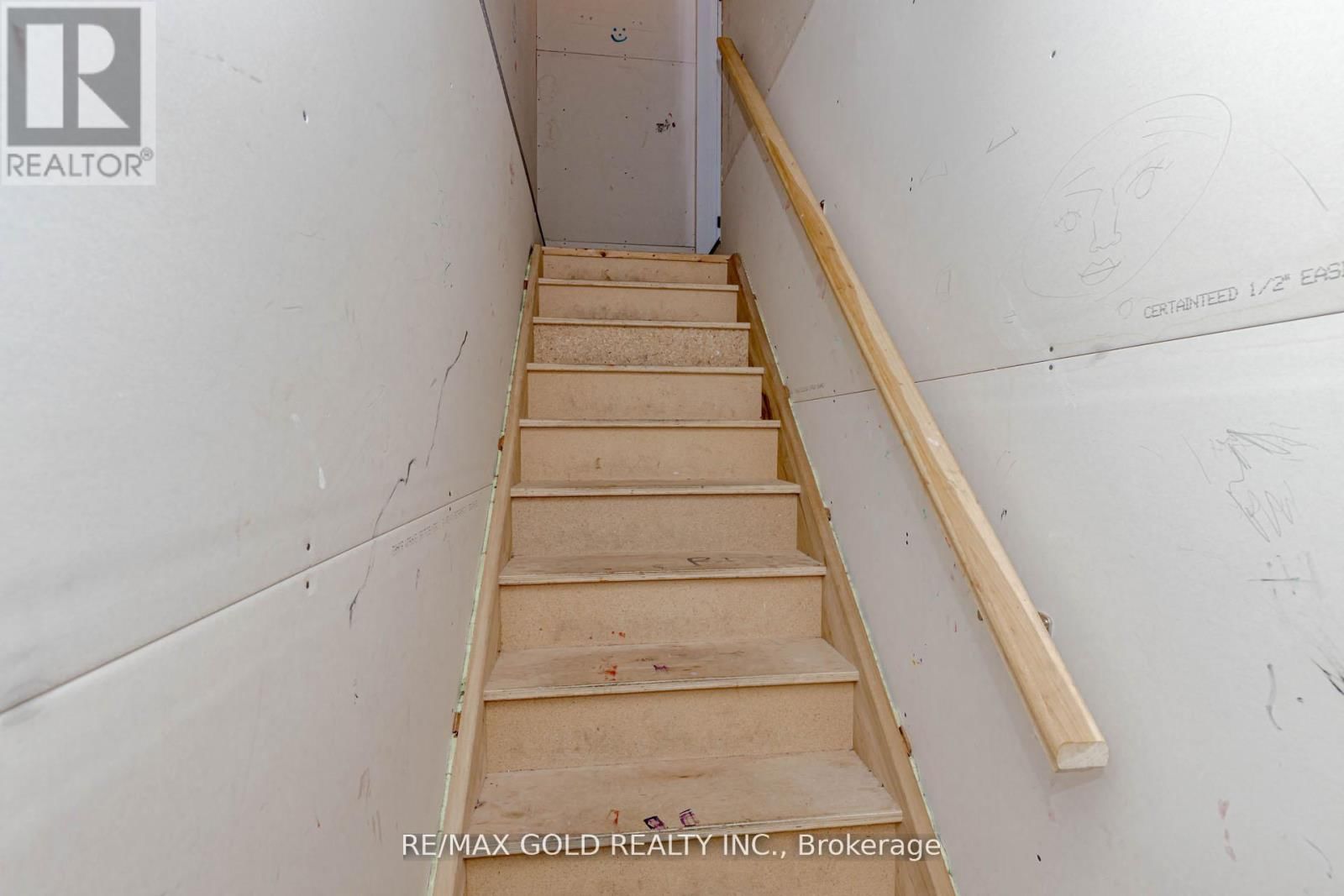 240 BIRKINSHAW ROAD Image 44