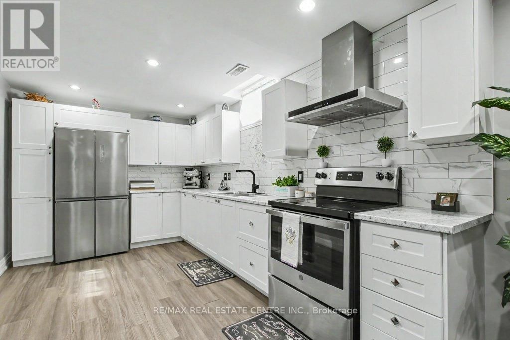 284 NORMANHURST AVENUE Image 39