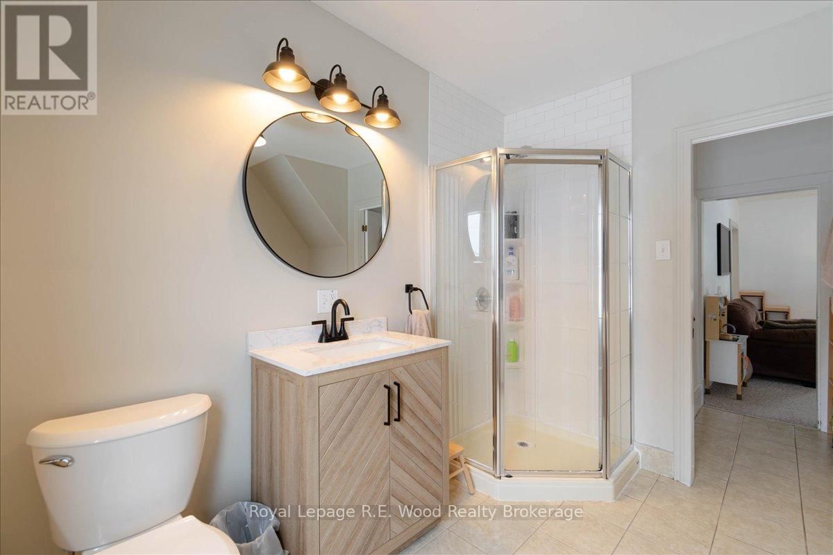 19 WASHINGTON STREET Image 18