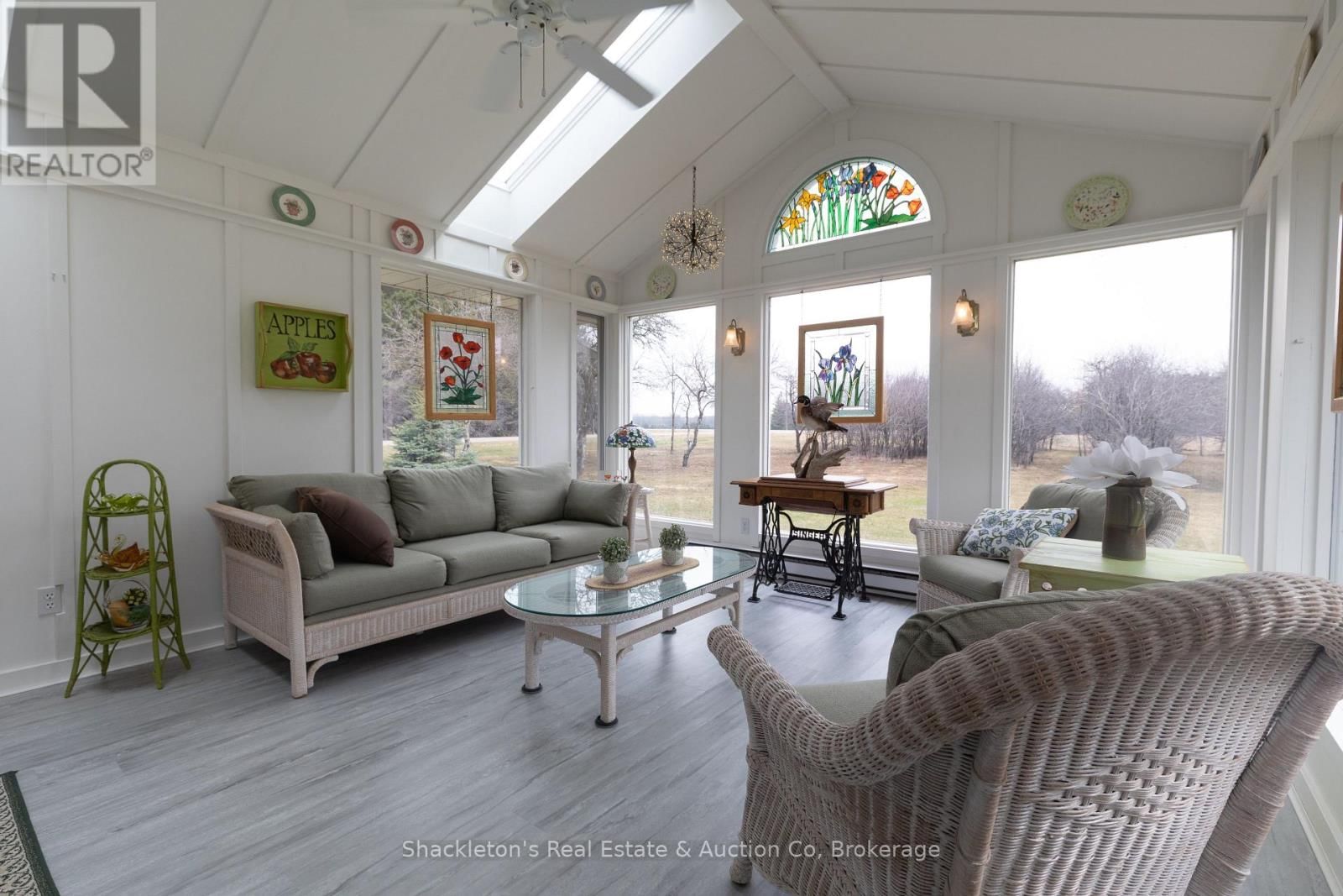 3943 LINE 9 LINE Image 14