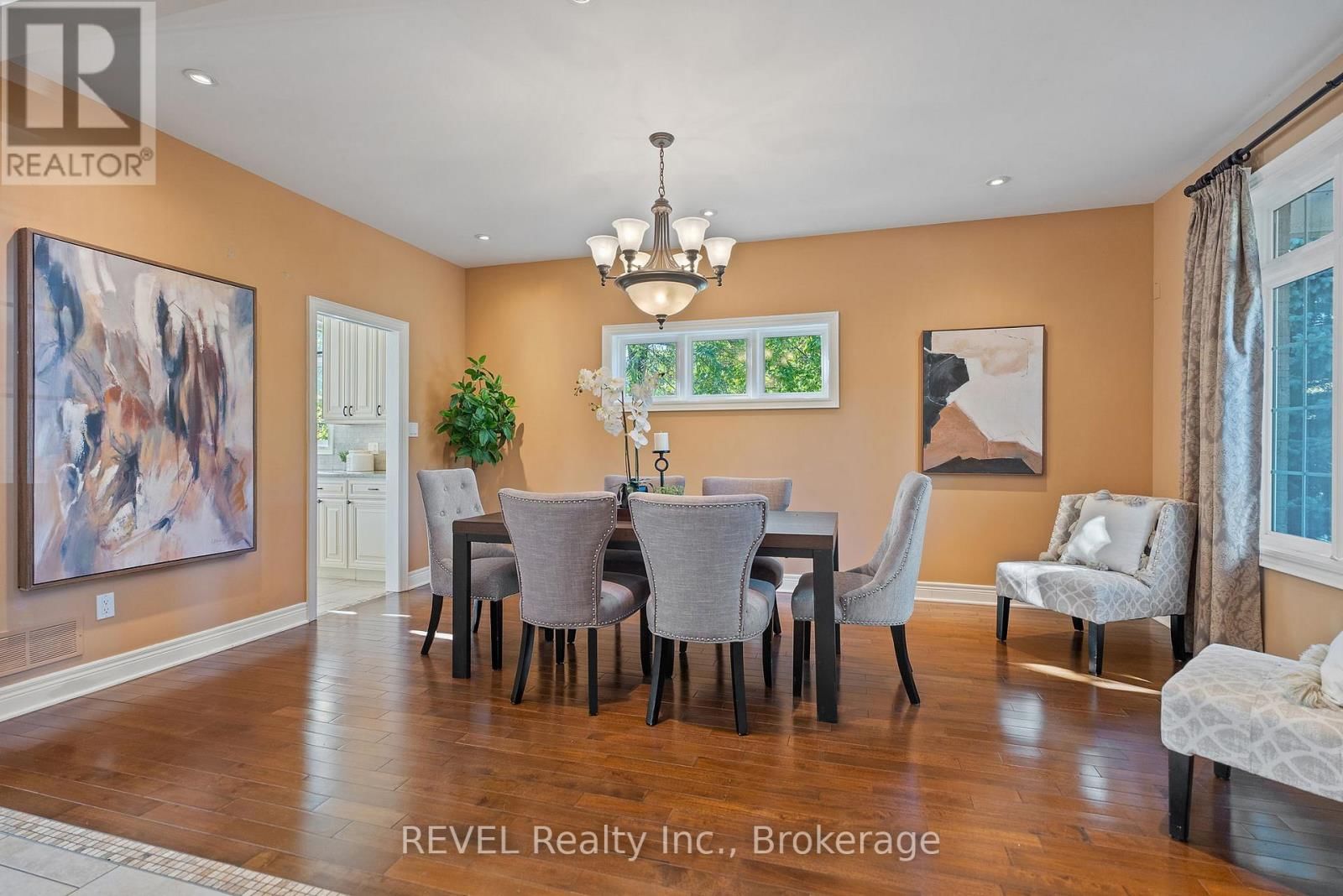 6718 DOMENIC CRESCENT Image 8