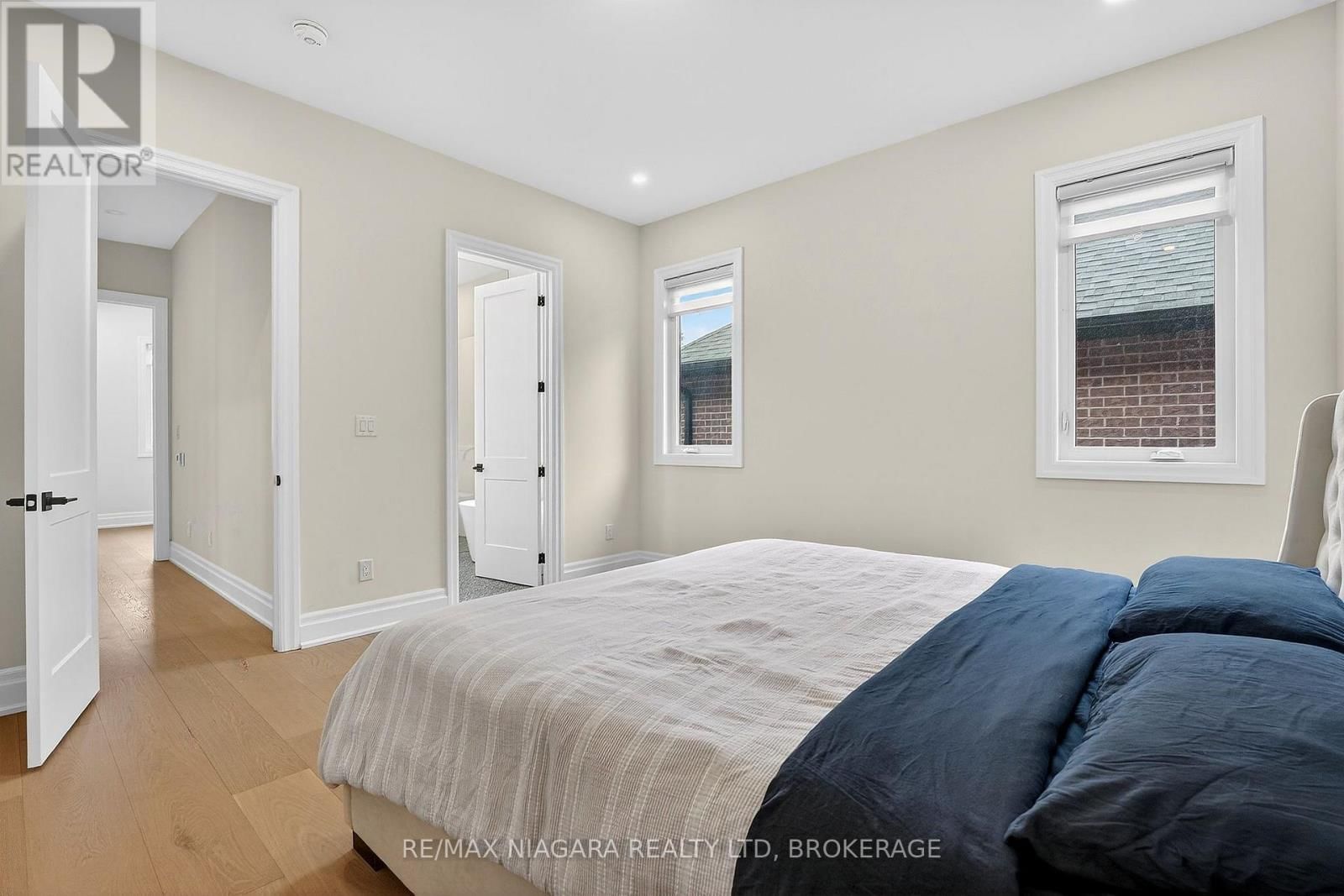 146 HETRAM COURT Image 23