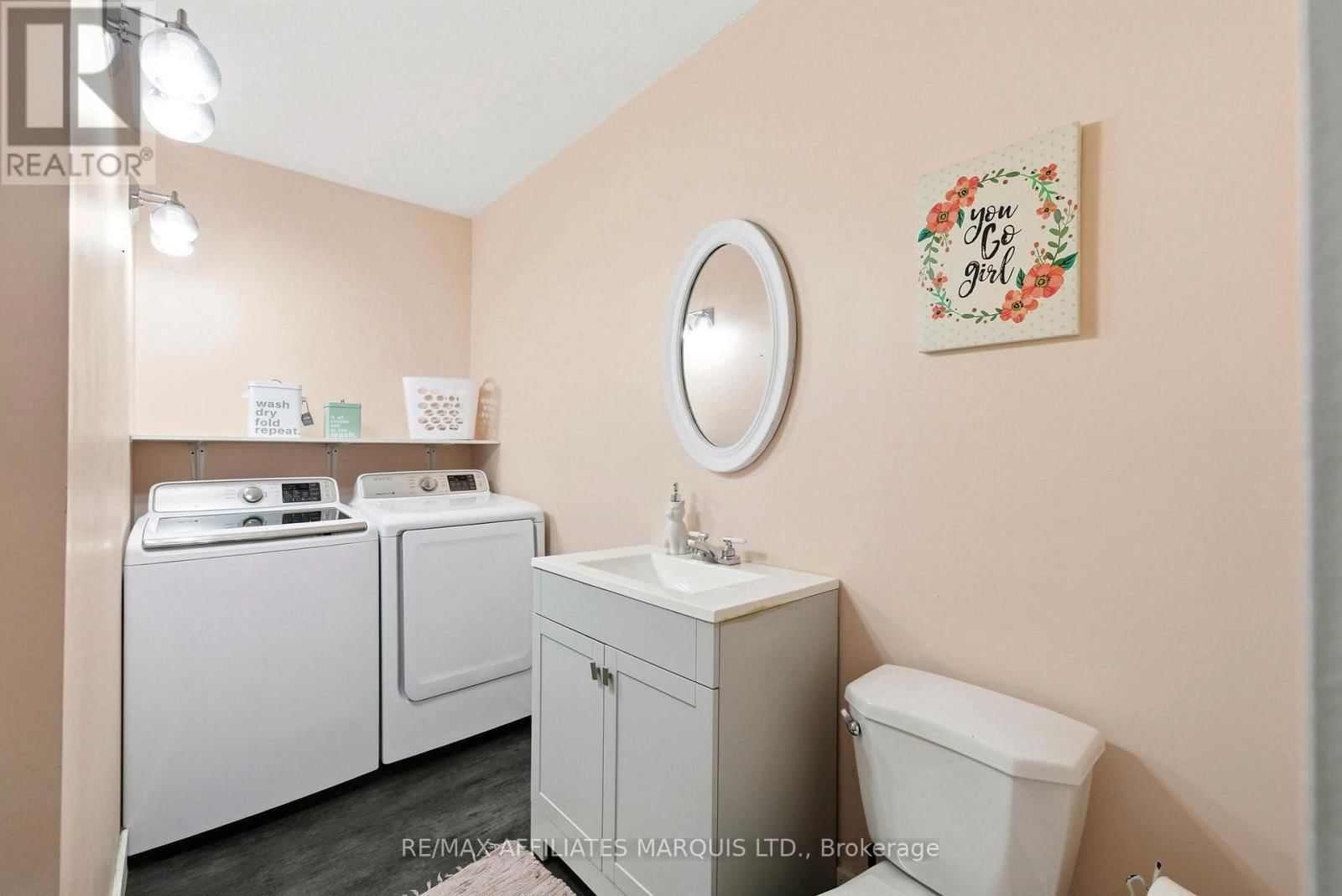 409 MARLBOROUGH STREET NORTH Image 11