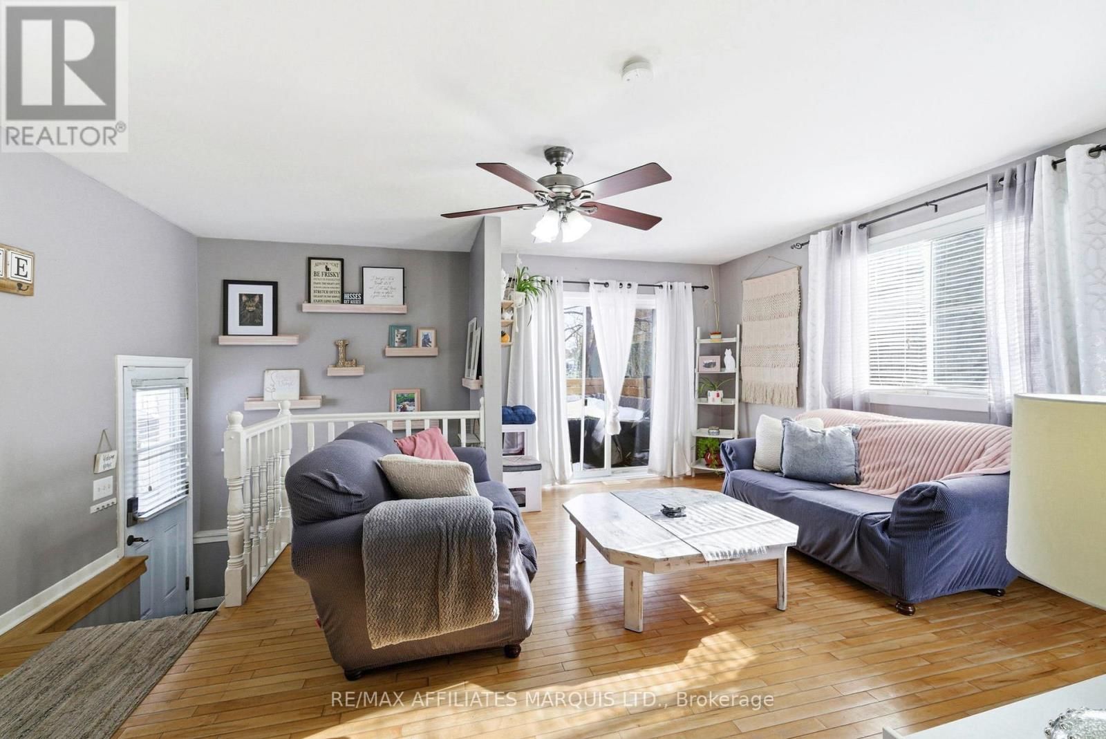 409 MARLBOROUGH STREET NORTH Image 14