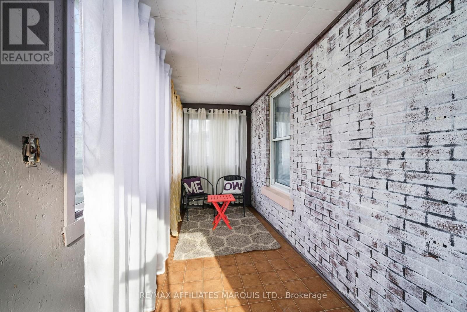 409 MARLBOROUGH STREET NORTH Image 7