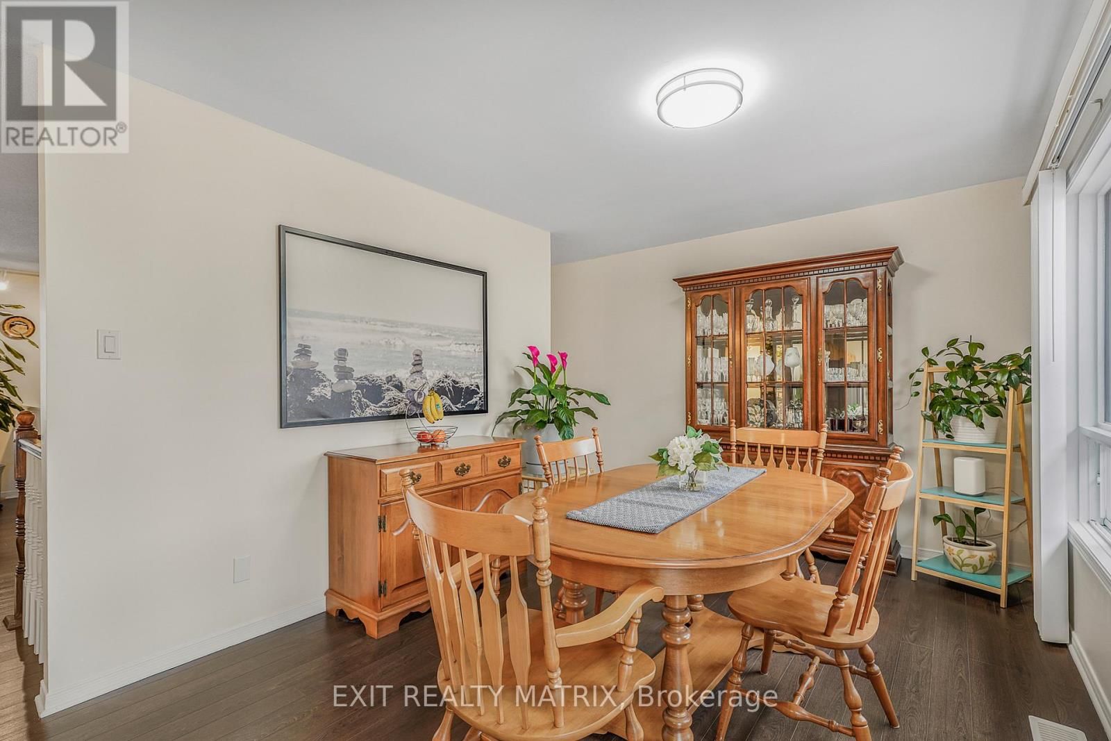 6454 WATERBURY LANE Image 10