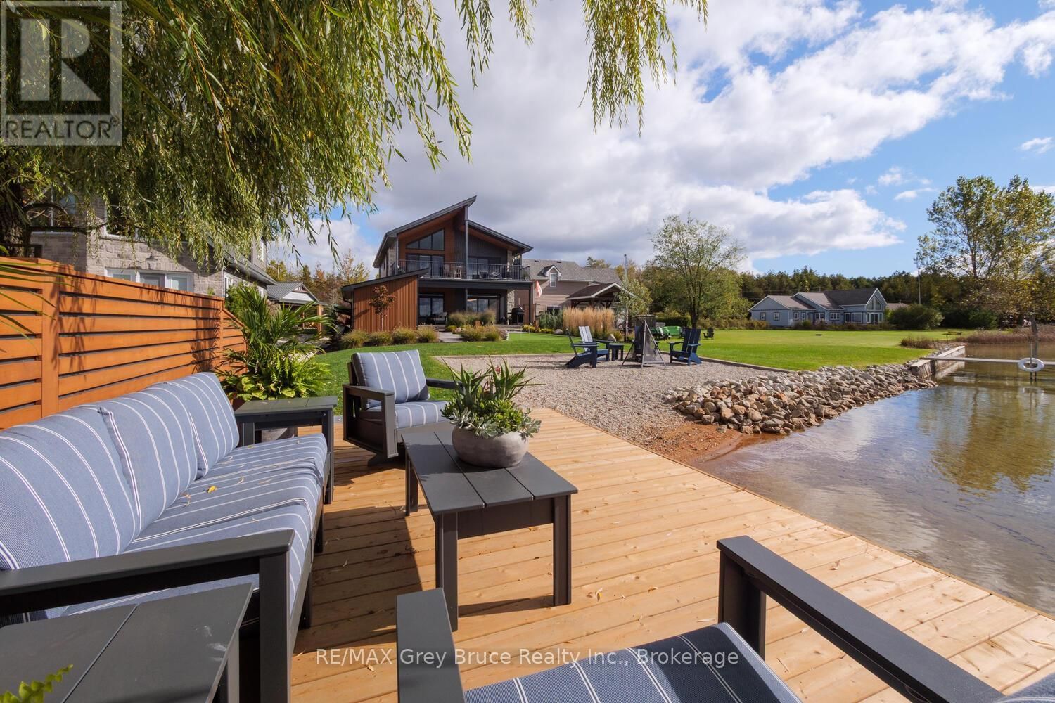 166 COUNTRY SIDE DRIVE Image 42