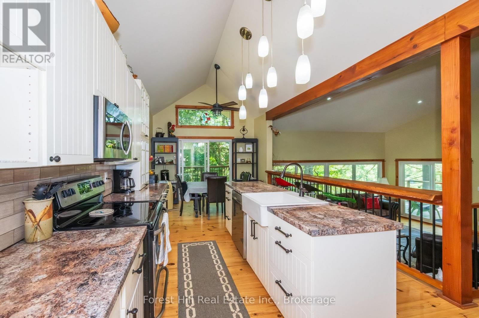 1289 DELBROOKE ROAD SOUTH Image 10