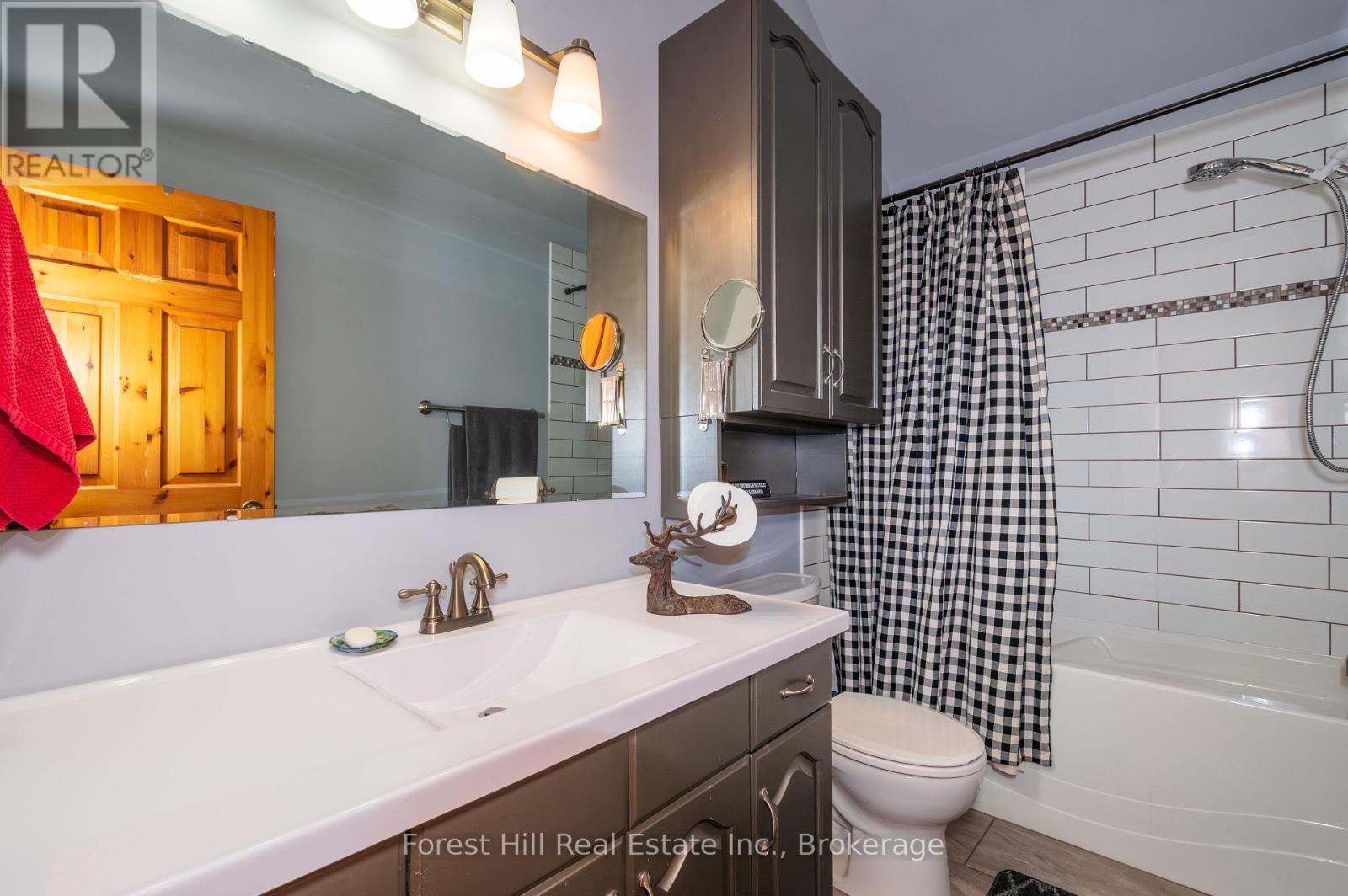 1289 DELBROOKE ROAD SOUTH Image 26