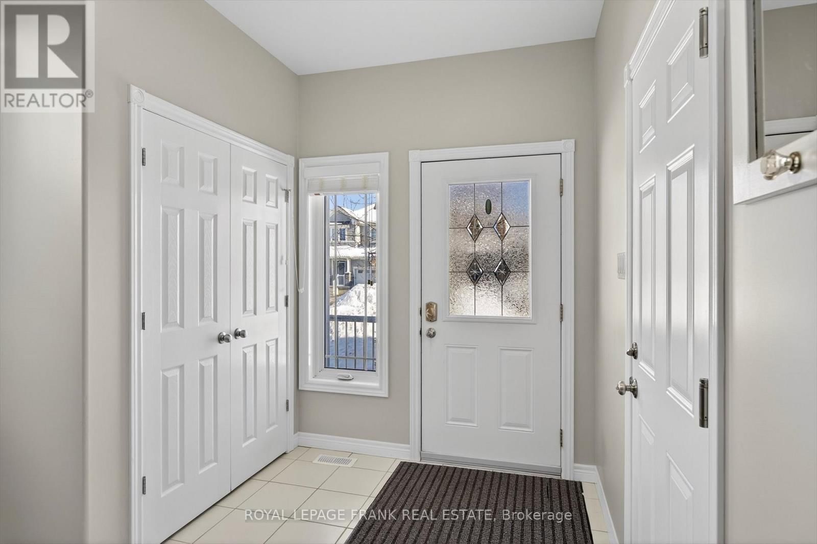 859 EMERY WAY Image 3